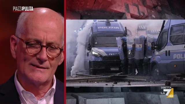 Scambio Formigli - Gabrielli, su codice identificativo polizia: “Perchè non è stato fatto?”, Gabrielli: "C'è una forte resistenza"