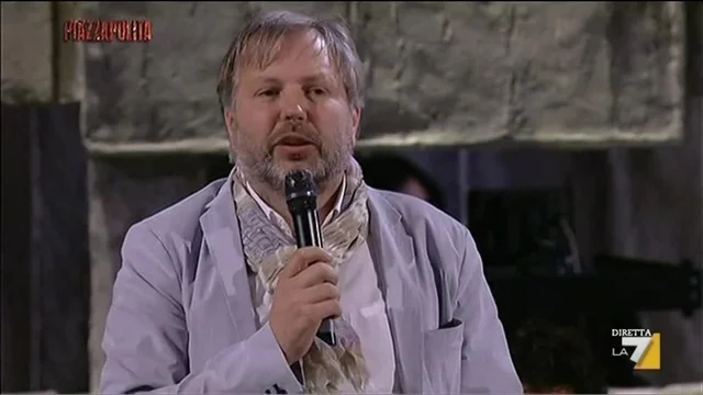 "Non sono più in grado di pagare i servizi per cui sono stato eletto"