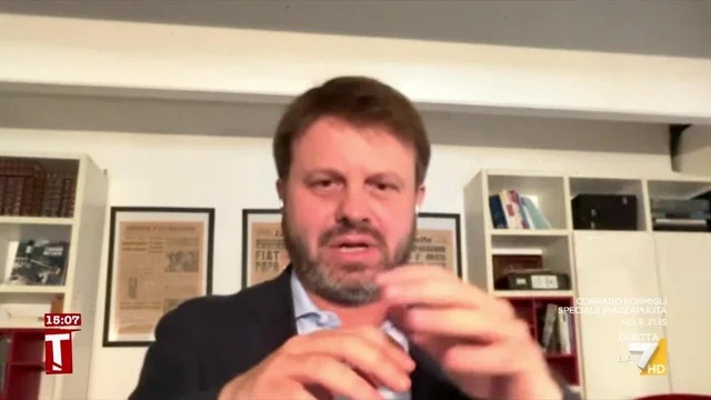 Sallusti: "Rabbia USA non compatibile con l'autorizzazione del governo all'uso delle basi"