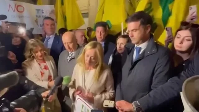 Meloni esulta con Coldiretti: "Stop a cibi sintetici"