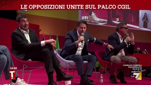 Conte: "Mi preoccupa quando voti con la destra". E Calenda sbotta
