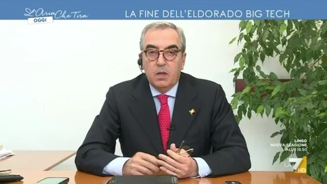 Giganti del Web, Maurizio Gasparri duro contro Amazon: "Non pagano tasse, è una vergogna l'impunità fiscale di Amazon & company!"