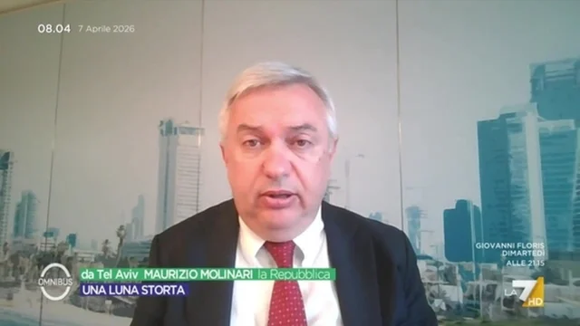 Suona l'allarme di attacco aereo in diretta da Tel Aviv: l'aplomb di Maurizio Molinari