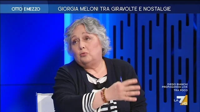 Governo Meloni, l’analisi di Braidotti: “La ricorderemo come una donna tenace e resiste, ‘boia chi molla’ proprio”