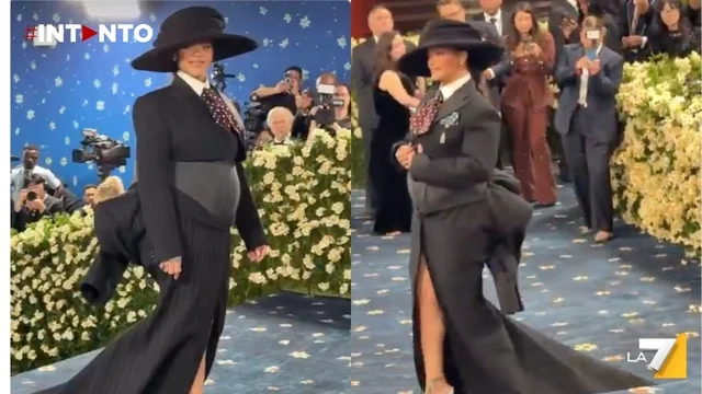 Met Gala 2025, Rihanna incanta e rivela la terza gravidanza sul red carpet