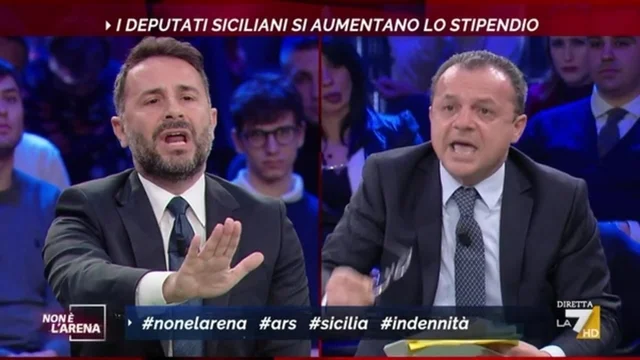 Stipendi deputati siciliani, scontro a Non è l'arena tra Cateno De Luca e Nuccio Di Paola