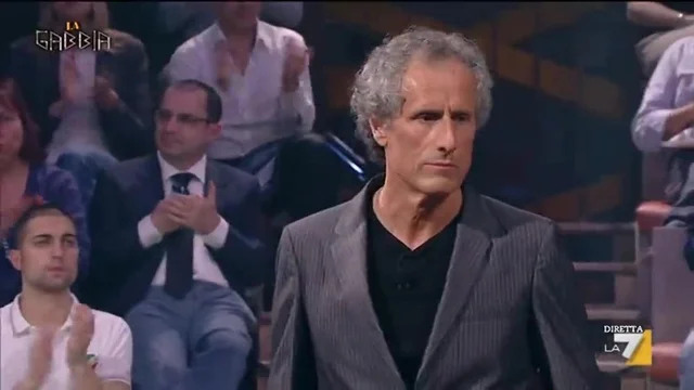 Barnard: "La Troika ci ha svuotato il portafoglio"