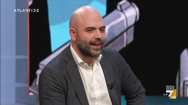 L'intervista a Roberto Saviano e il suo fumetto 'Sono ancora vivo': "La mia vita è protetta per continuare a parlare. Ti senti un impostore perché non sei morto"