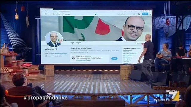 La nuova campagna social: 'Alfano nel PD'