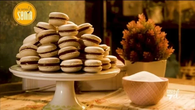 Macarons al caramello salato