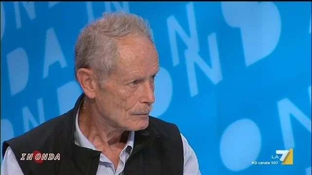 Erri De Luca: 'Sono più che buonista, sono ottimista. Prima gli italiani a raccogliere pomodori o a fare le badanti'