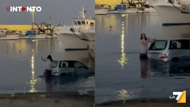 Finisce con l’auto nel porto di Gallipoli ma pensa solo a tornare a lavoro: "Devo fare 200 pizze!"