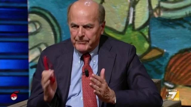 Caso Open Arms-Salvini, Bersani: "Le leggi valgono solo per la zingara che ruba il portafogli o anche per i ministri?"