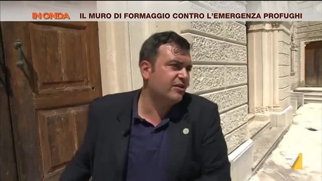 Il muro di Formaggio contro l'emergenza profughi