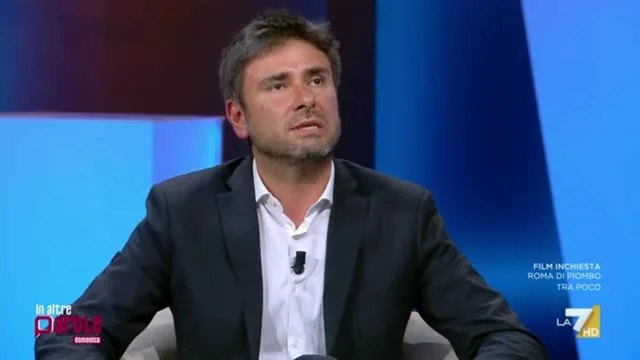 Alessandro Di Battista: “Salvini è diventato politicamente una macchietta, Meloni è scaltra”