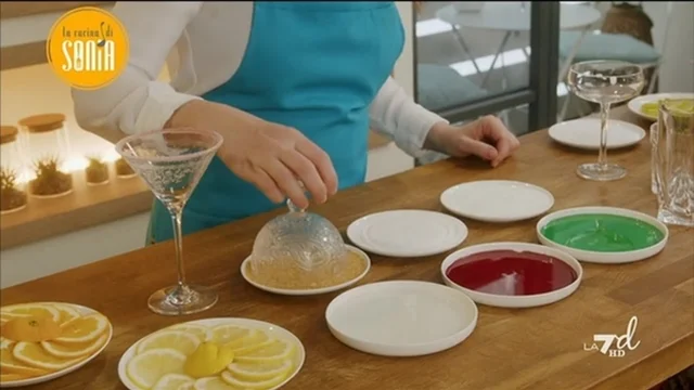 Come decorare i bordi dei bicchieri