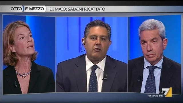 Di Maio: Salvini ricattato