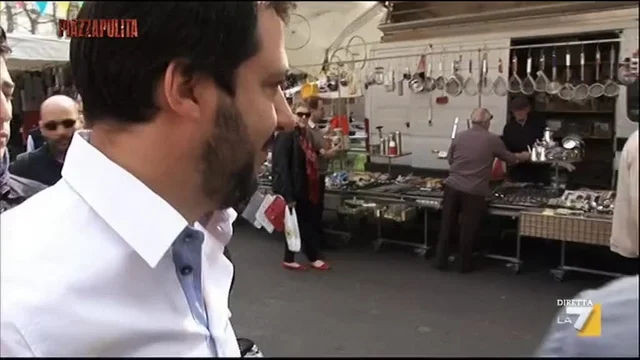 Salvini: "Renzi e' un tarocco e un taroccatore"