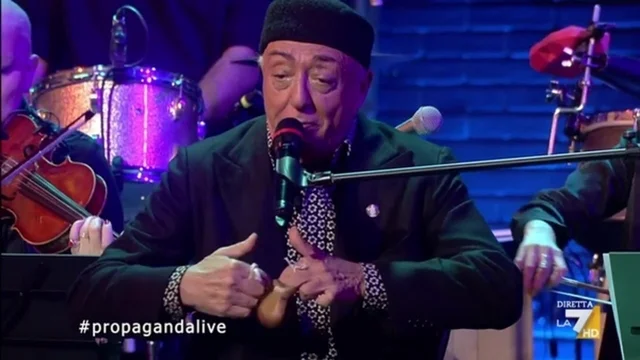 Peppe Barra - Cicerenella + sigla