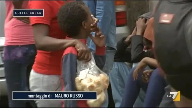 La solidarietà al centro Baobab di Roma