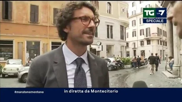 Danilo Toninelli (M5s): 'Conte è una persona perbene farà il bene degli italiani'