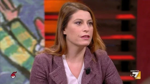 Elisabetta Piccolotti: "Salari problema principale ma Meloni investe in armi"