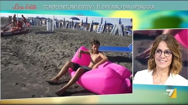 Tormentoni estivi, il divano da spiaggia